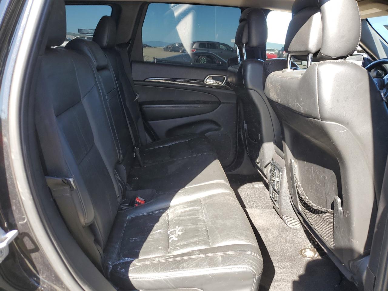 2013 Jeep Grand Cherokee - Image 10