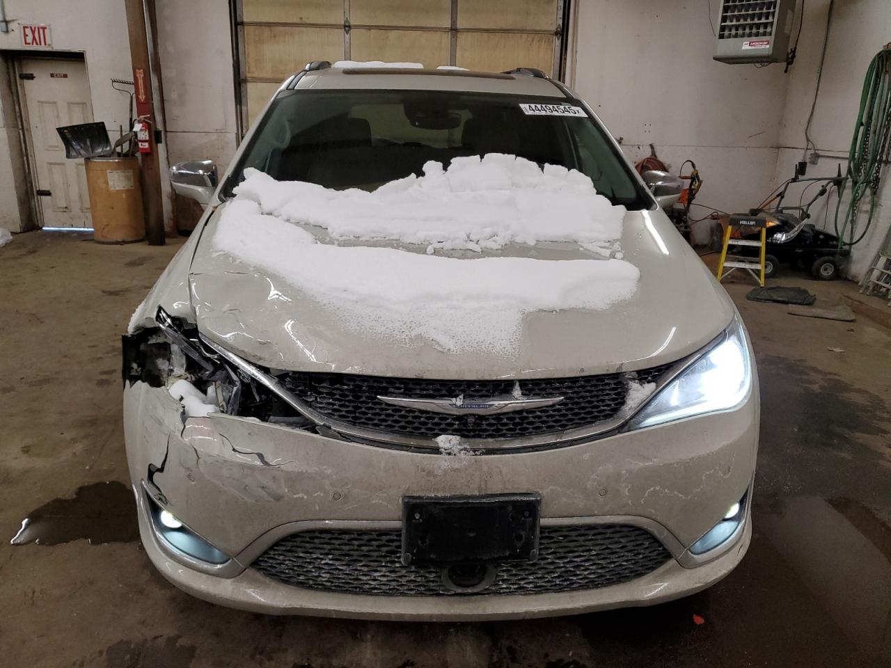 2017 Chrysler Pacifica - Image 5