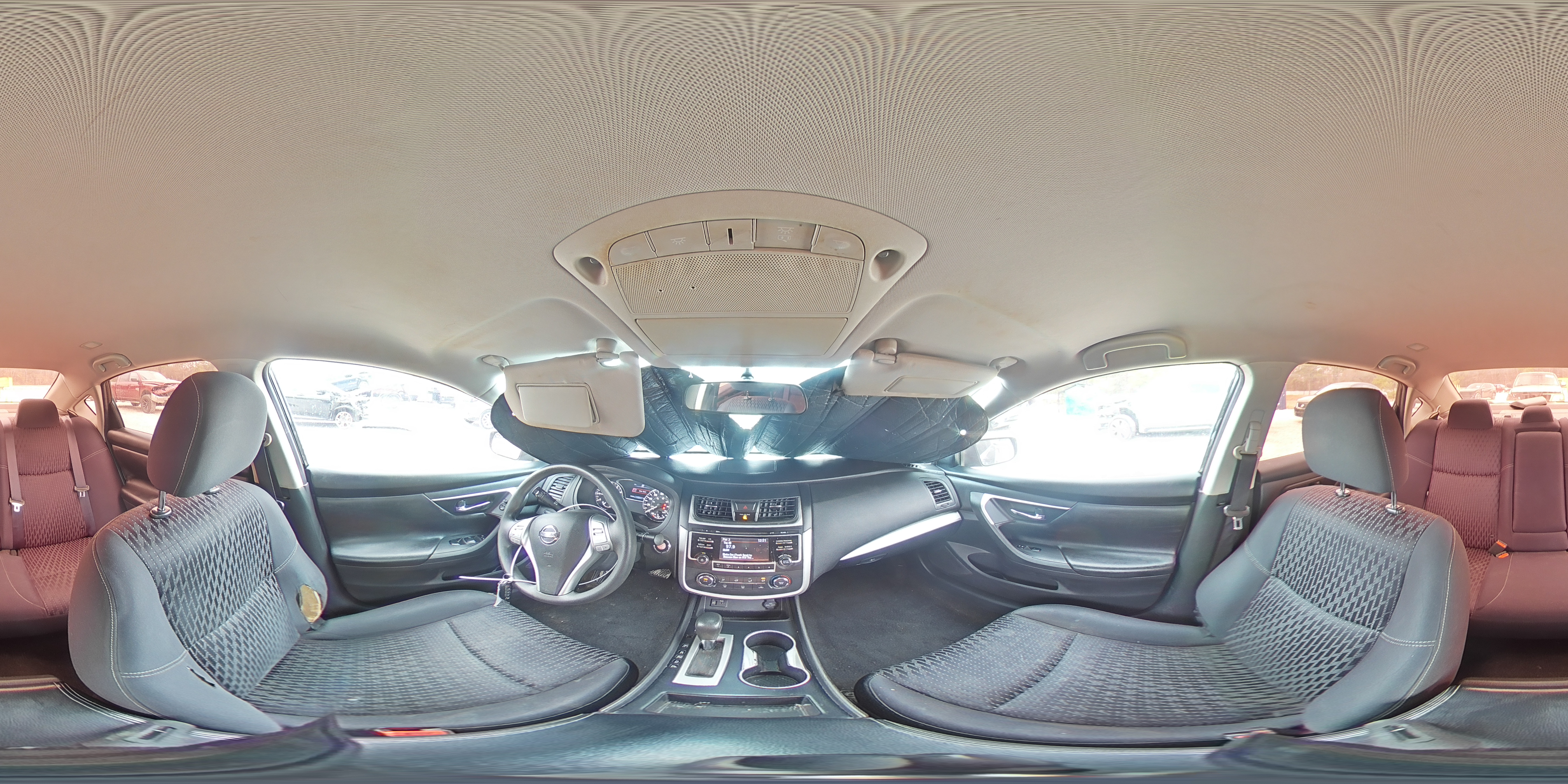 2016 Nissan Altima - Image 14