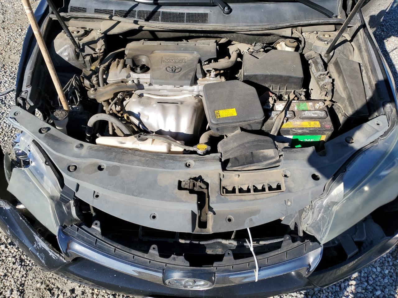 2015 Toyota Camry - Image 12