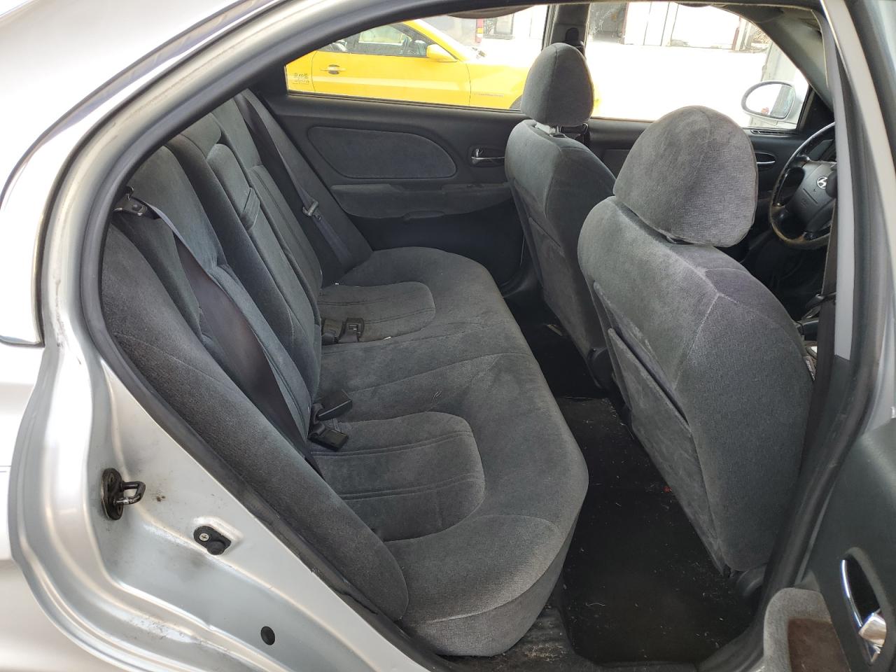 2005 Hyundai Sonata - Image 10