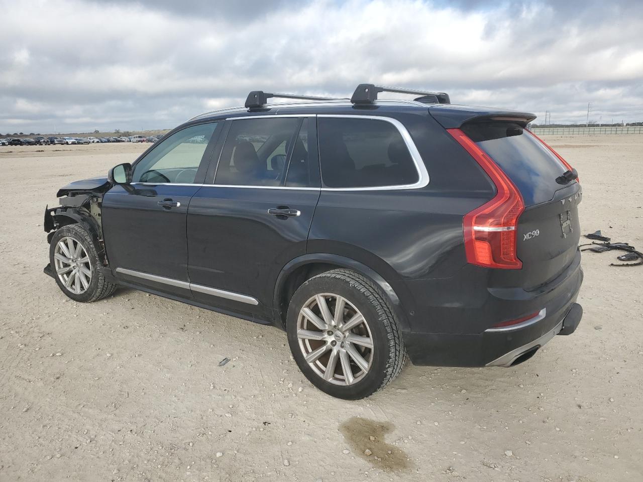 2016 Volvo XC90 - Image 2