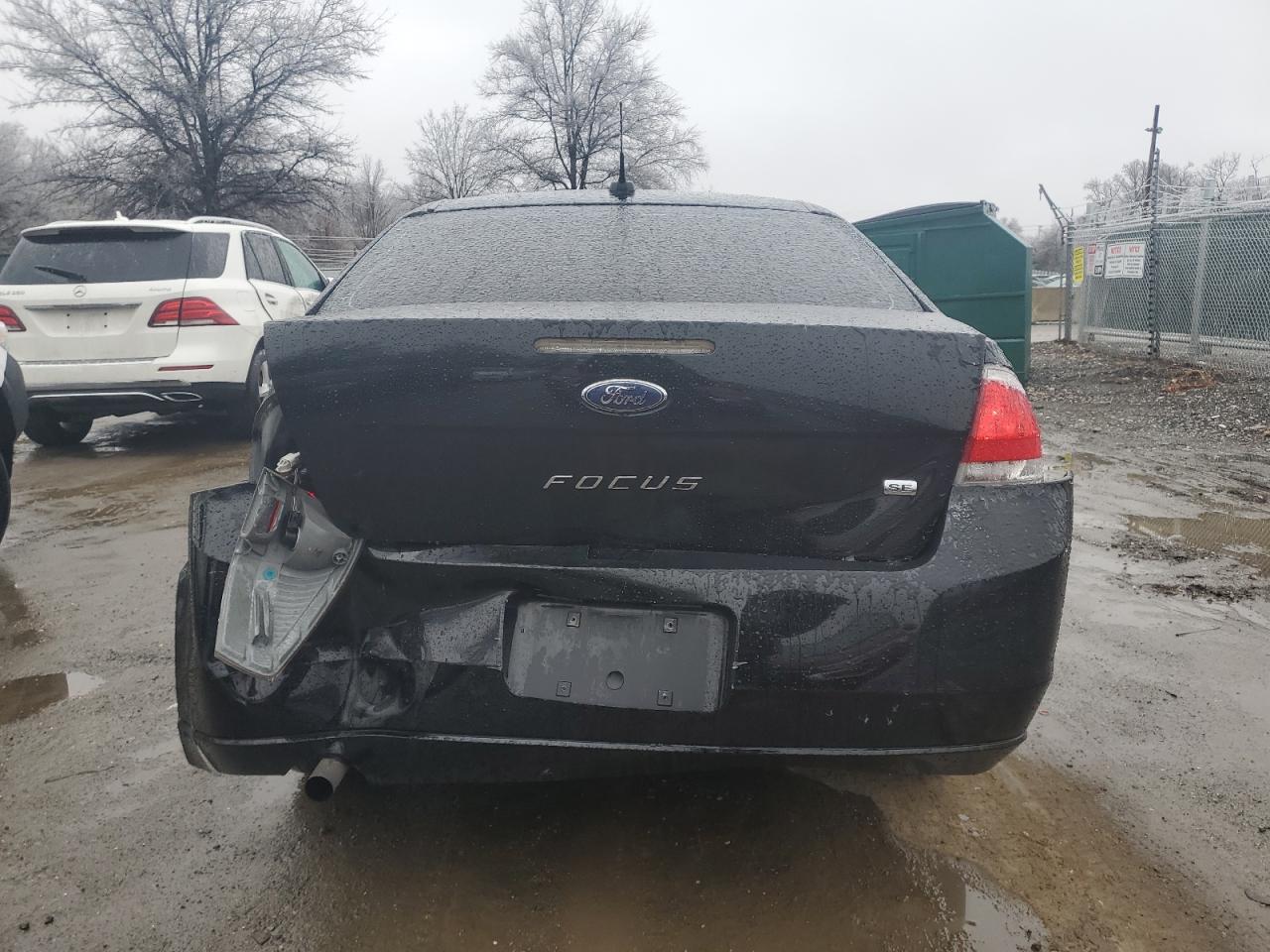 2010 Ford Focus - Image 6