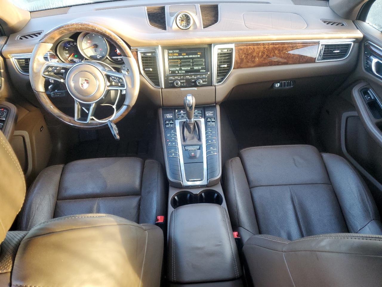 2016 Porsche Macan - Image 8