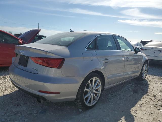 Sedans AUDI A3 2015 Srebrny