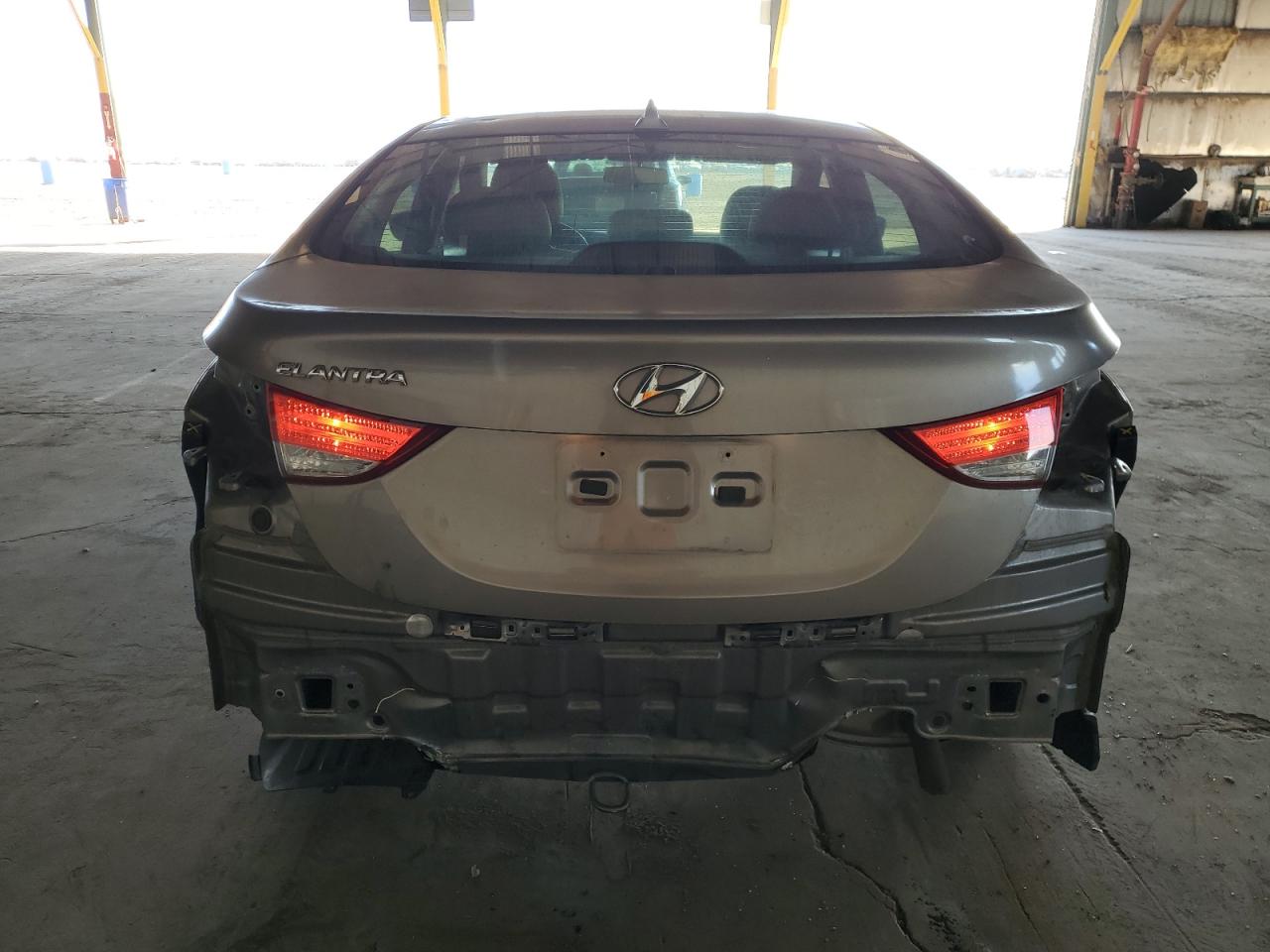 2013 Hyundai Elantra - Image 6