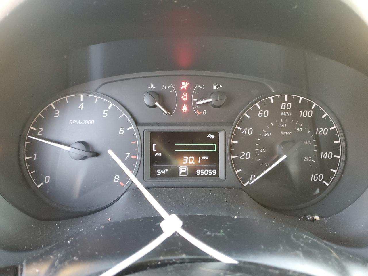 2015 Nissan Sentra - Image 9