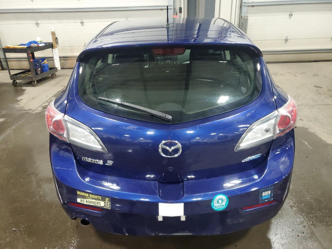 2013 Mazda 3 - Image 6