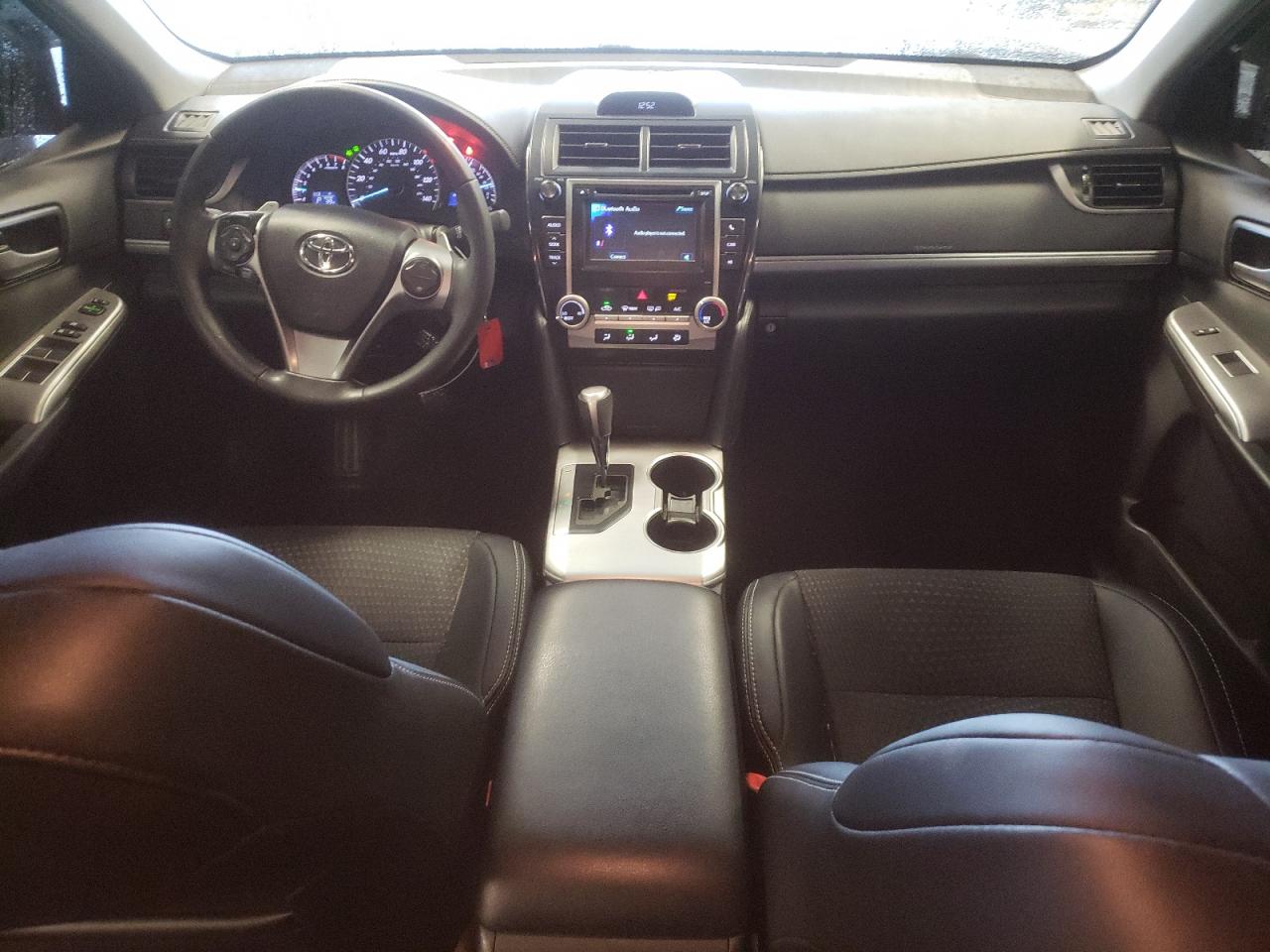 2014 Toyota Camry - Image 8