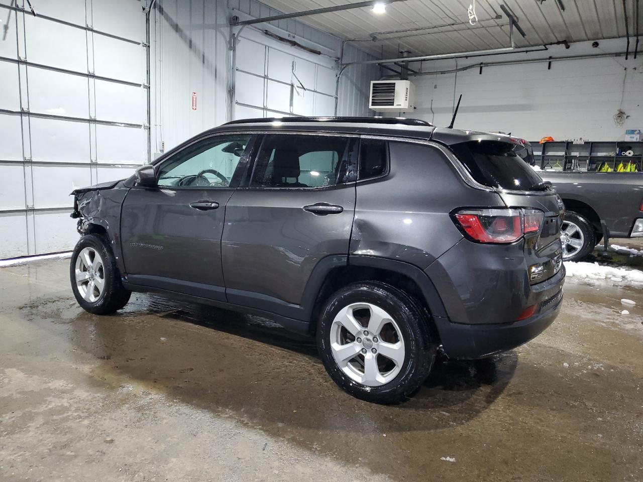 2018 Jeep Compass - Image 2