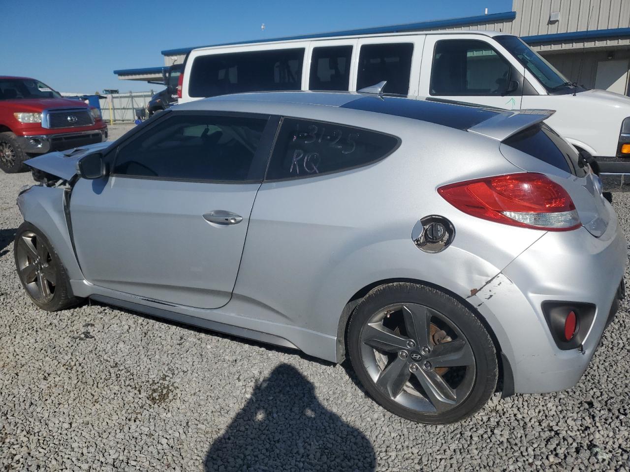 2013 Hyundai Veloster - Image 2