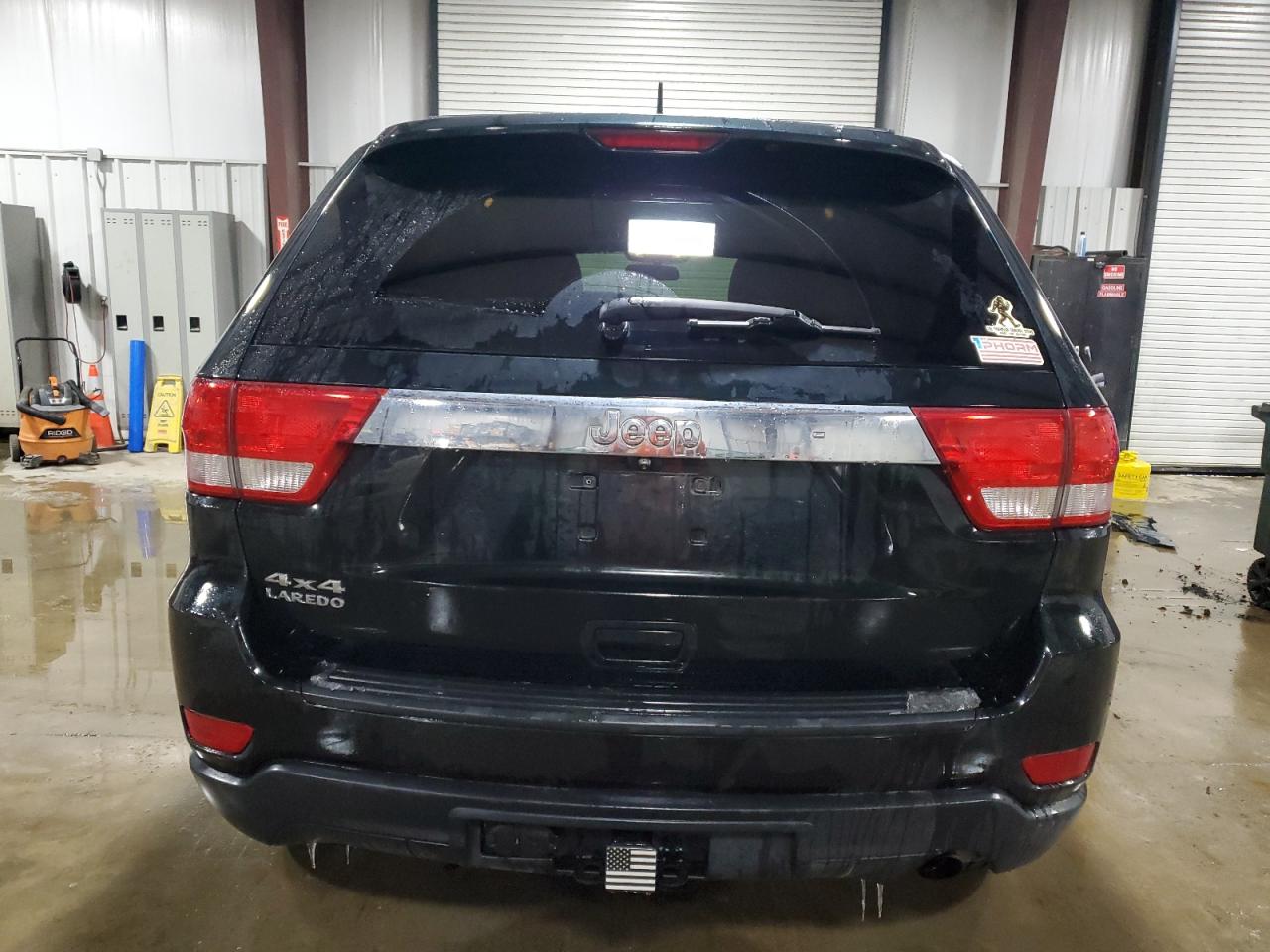 2012 Jeep Grand Cherokee - Image 6