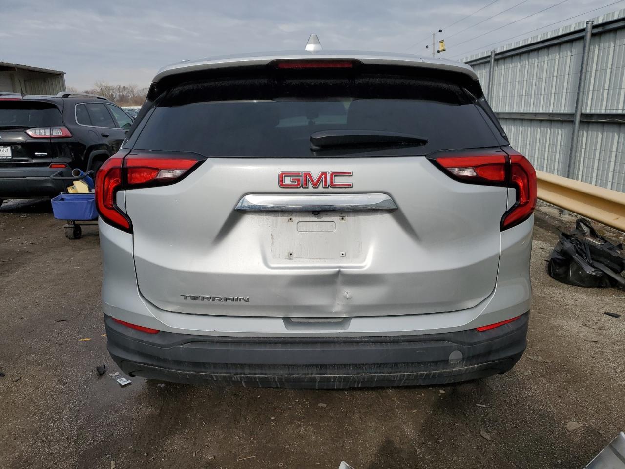 2019 GMC Terrain - Image 6