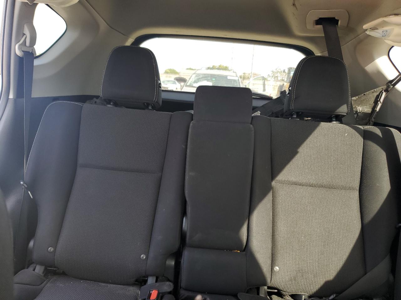 2018 Toyota RAV 4 - Image 10