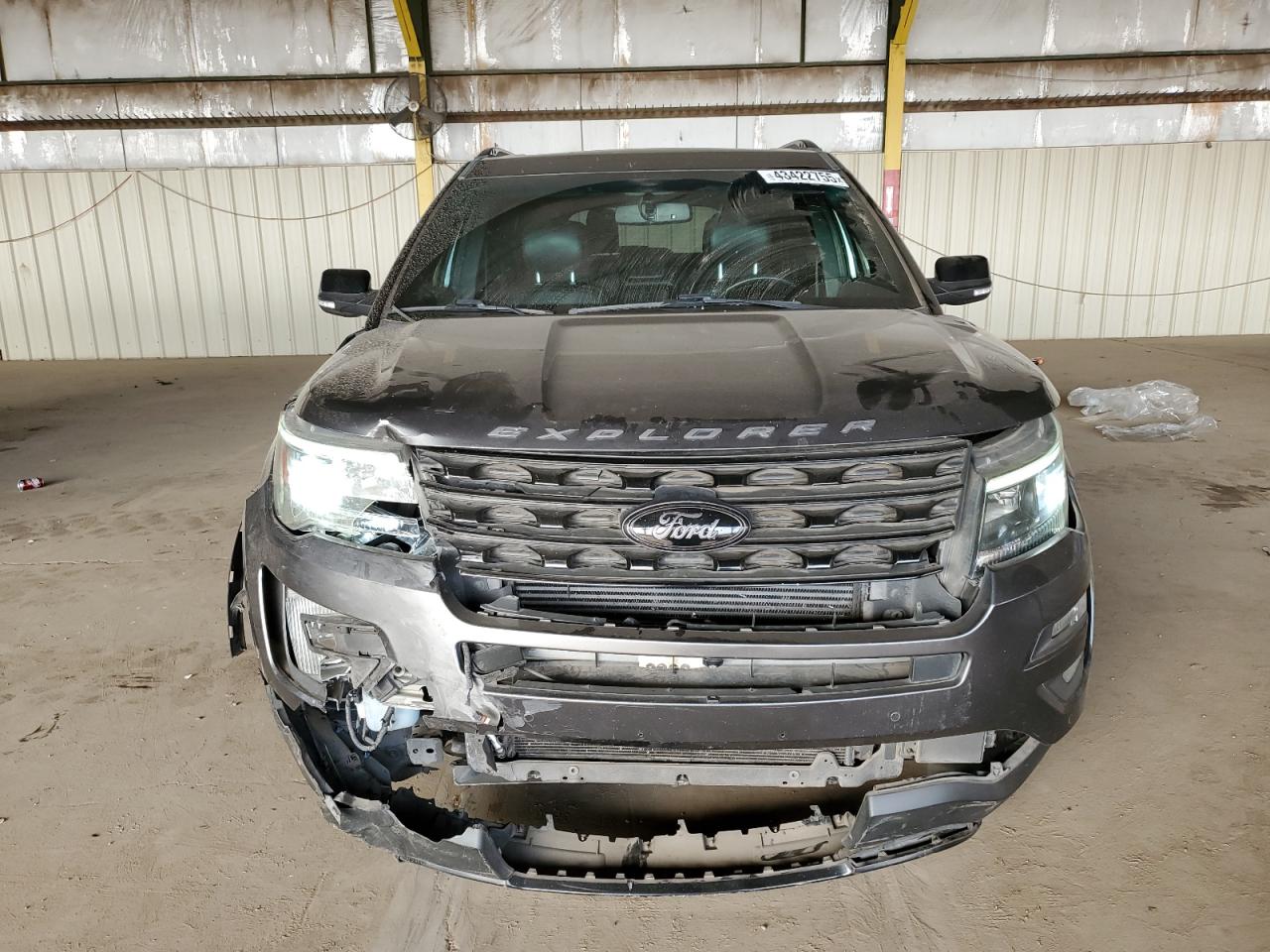 2017 Ford Explorer - Image 5