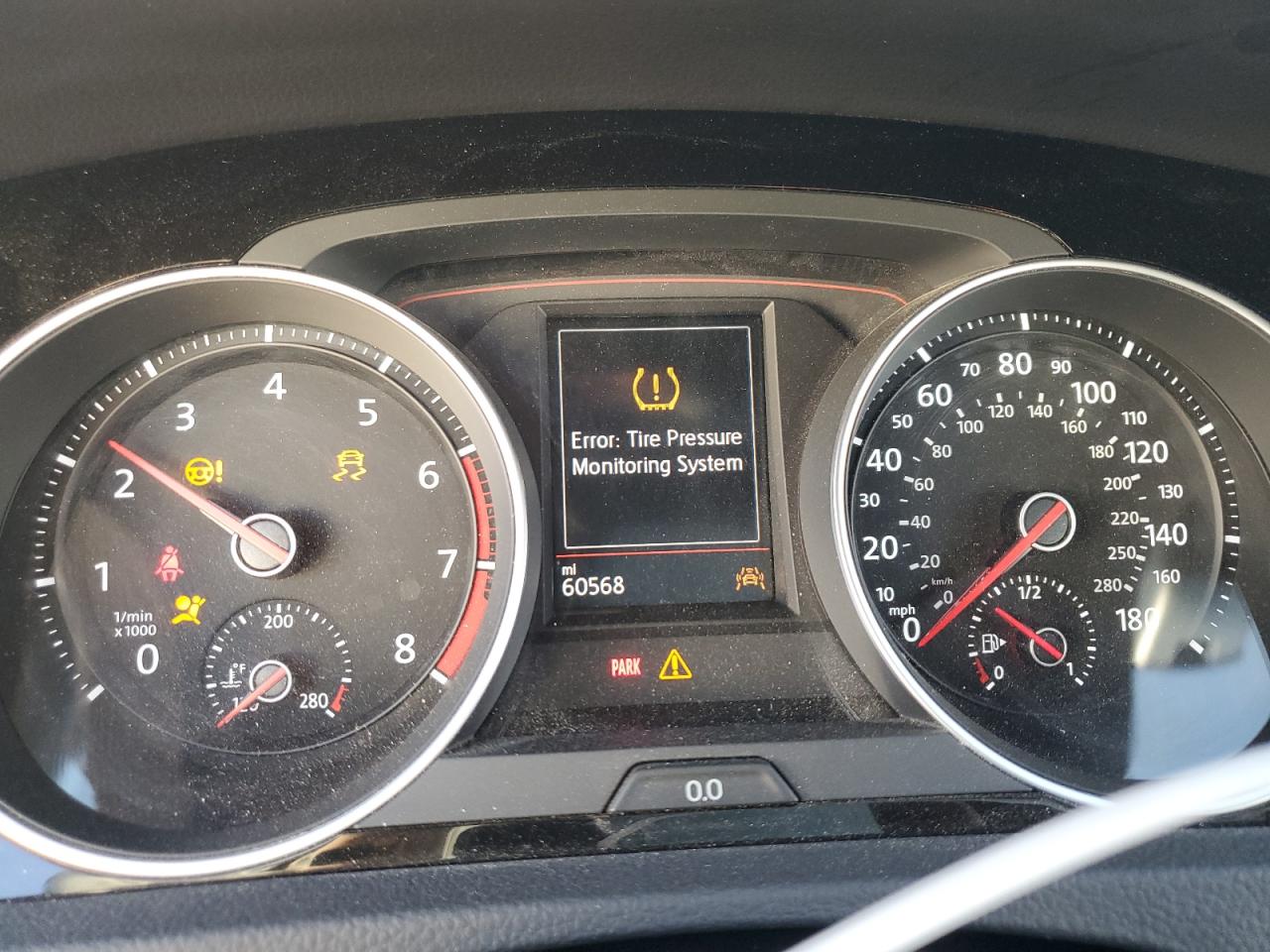 2019 Volkswagen GTI - Image 9