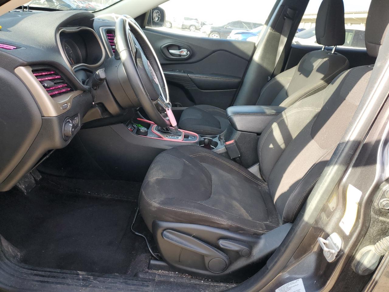 2016 Jeep Grand Cherokee - Image 7