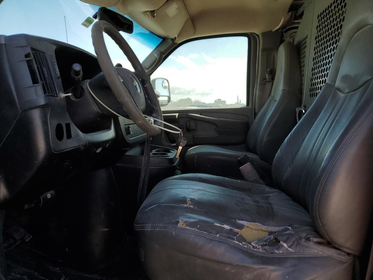2008 Chevrolet Express - Image 7