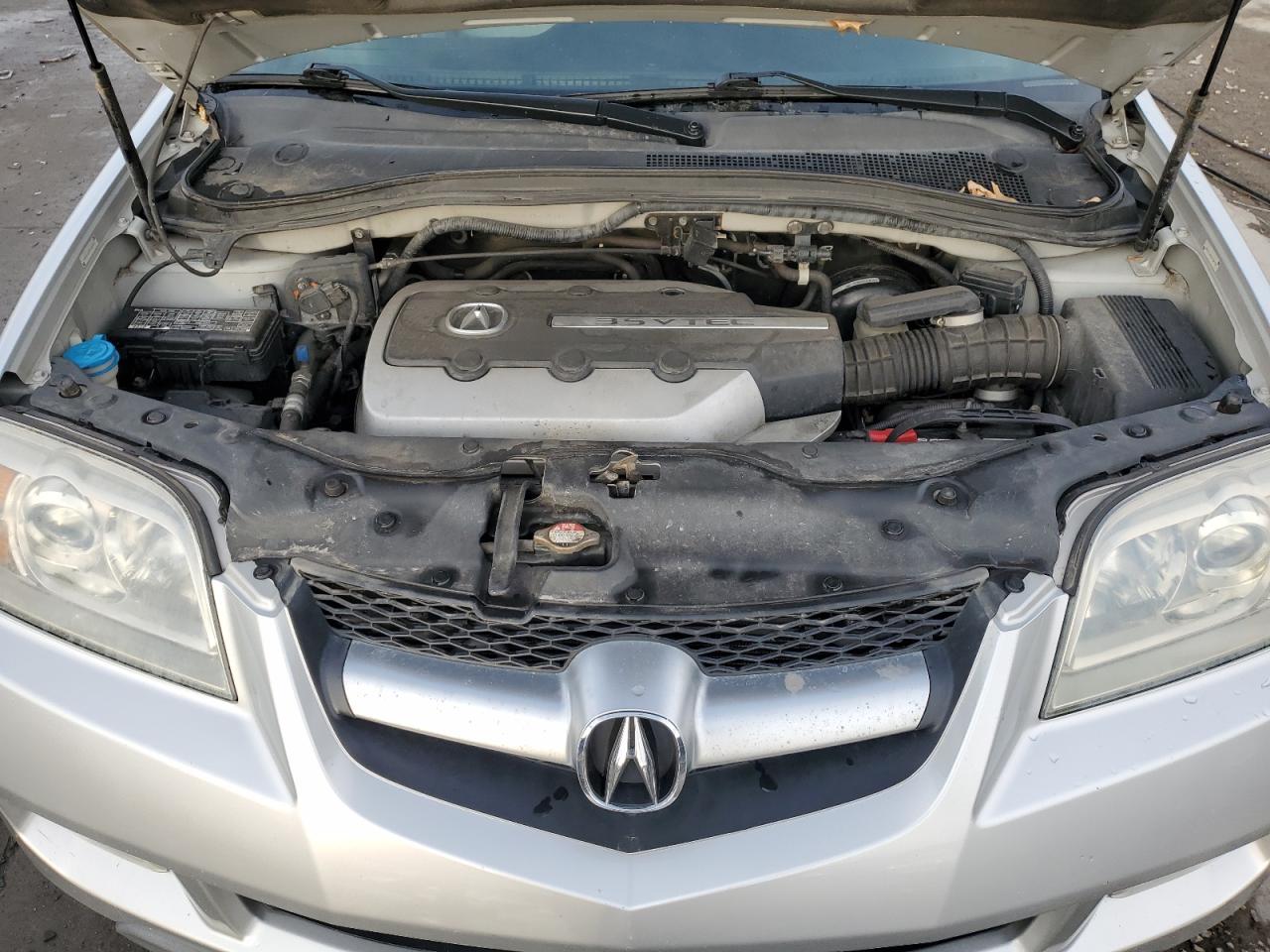 2005 Acura MDX - Image 12