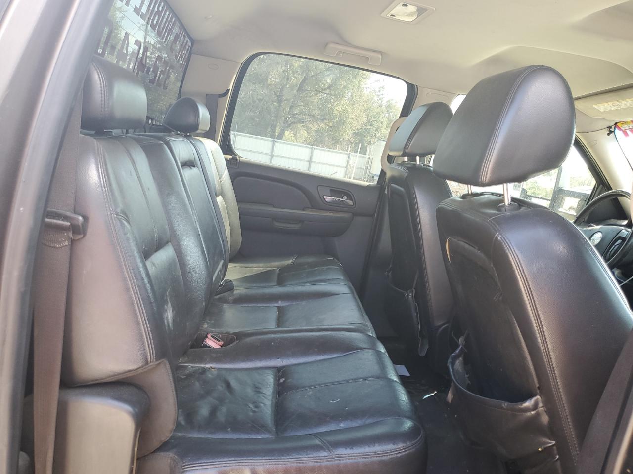 2008 Chevrolet Silverado - Image 10