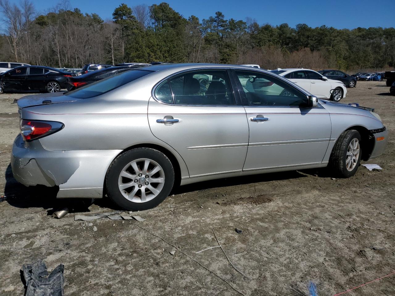 2004 Lexus ES - Image 3