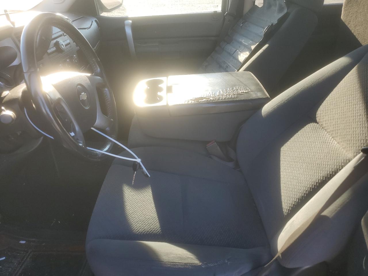 2008 Chevrolet Silverado - Image 7