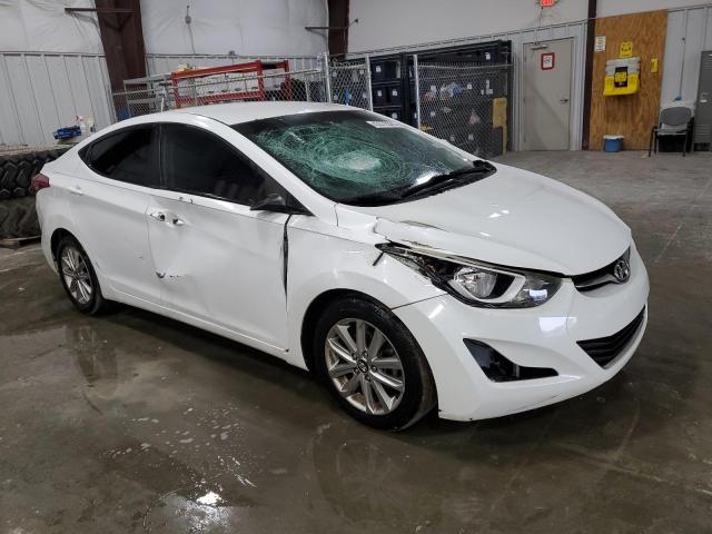  HYUNDAI ELANTRA 2015 Белы