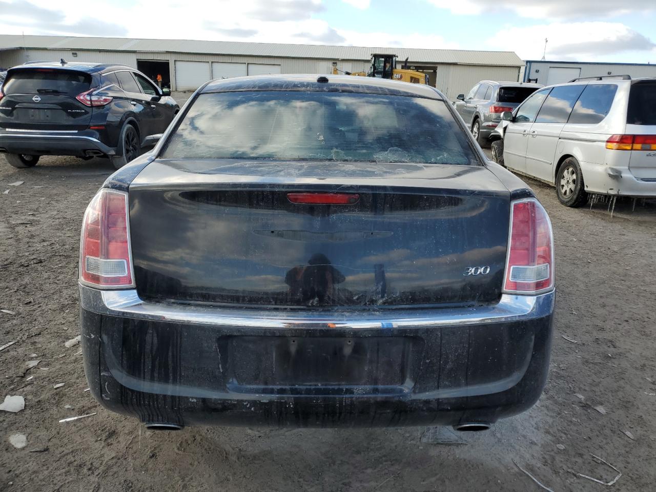 2011 Chrysler 300 - Image 6