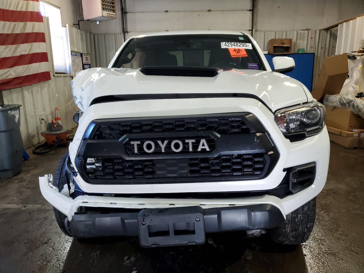 2019 Toyota Tacoma - Image 5