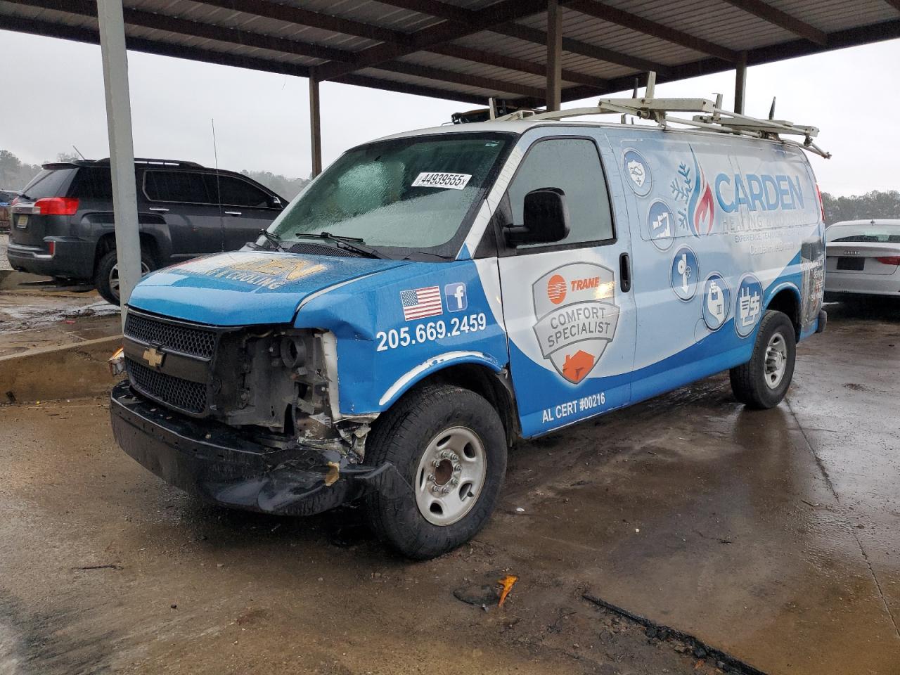 2015 Chevrolet Express - Image 1