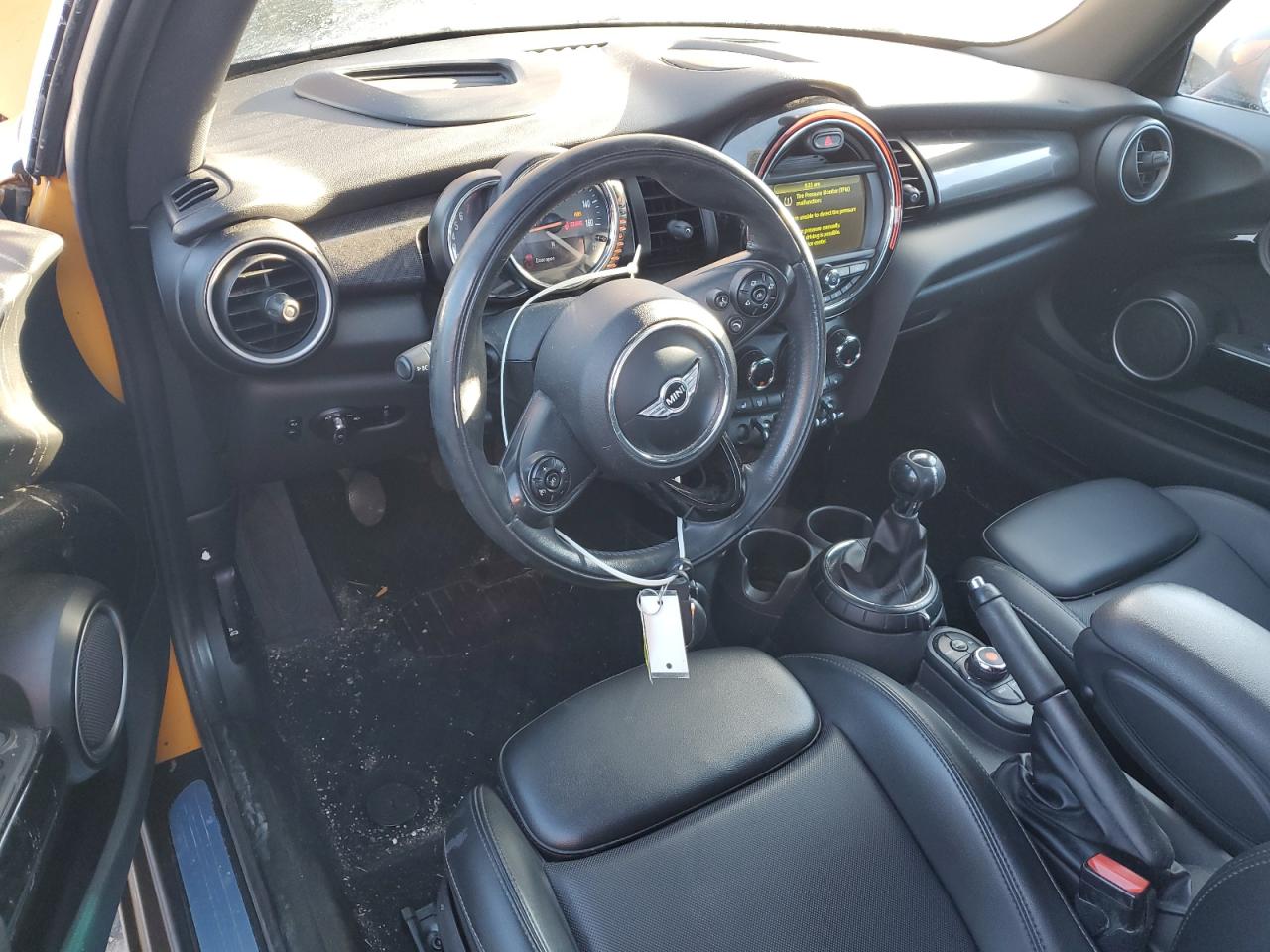 2015 MINI Cooper - Image 8