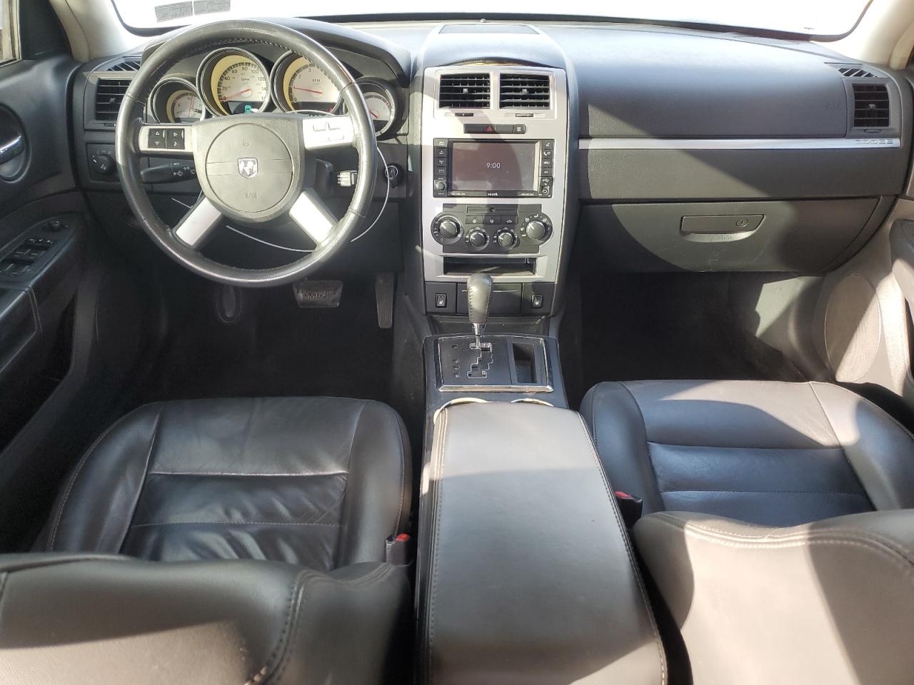 2010 Dodge Charger - Image 8