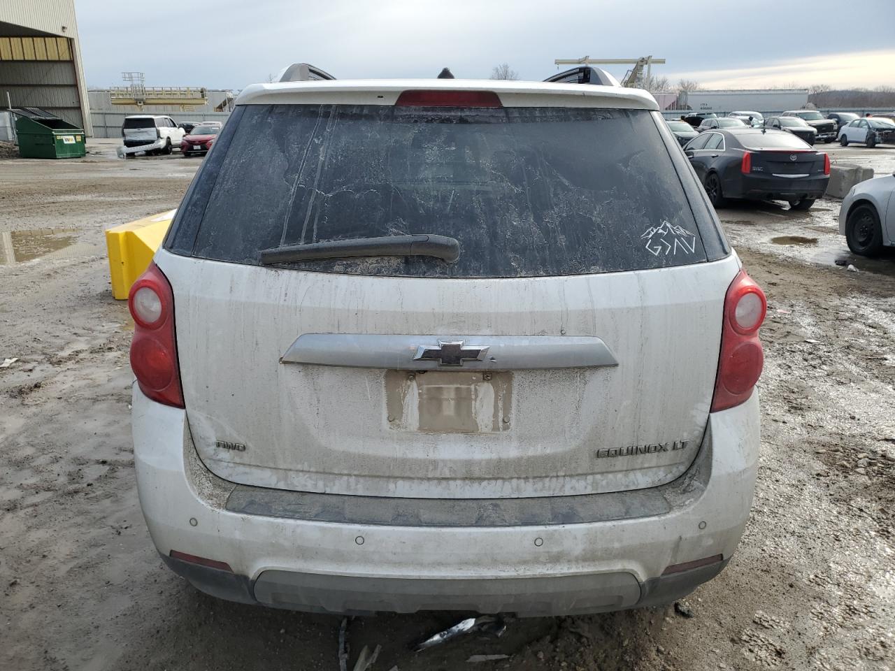 2010 Chevrolet Equinox - Image 6