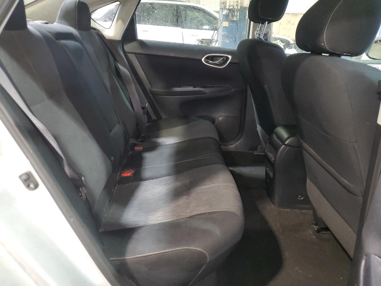 2014 Nissan Sentra - Image 10