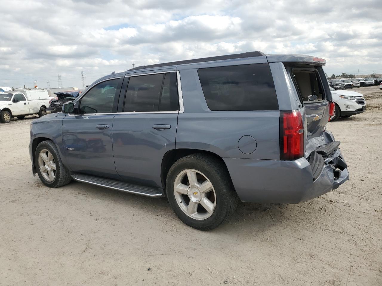 2016 Chevrolet Tahoe - Image 2