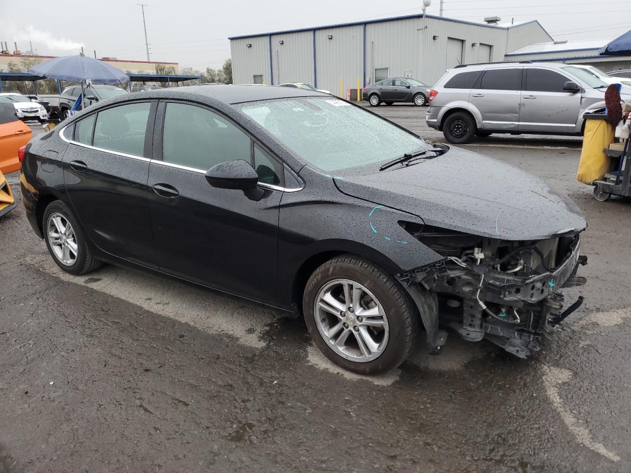 2018 Chevrolet Cruze - Image 4
