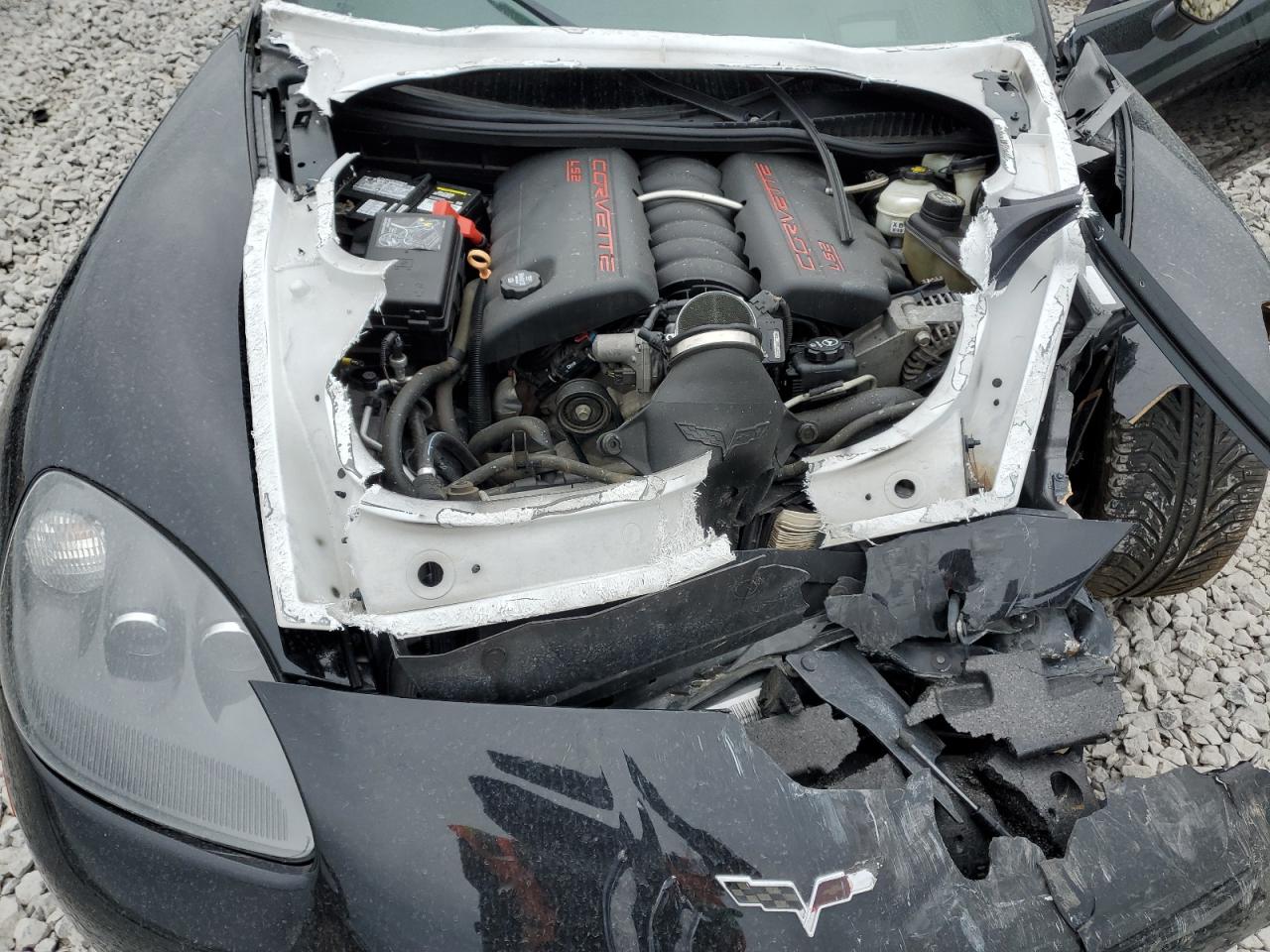2006 Chevrolet Corvette - Image 11