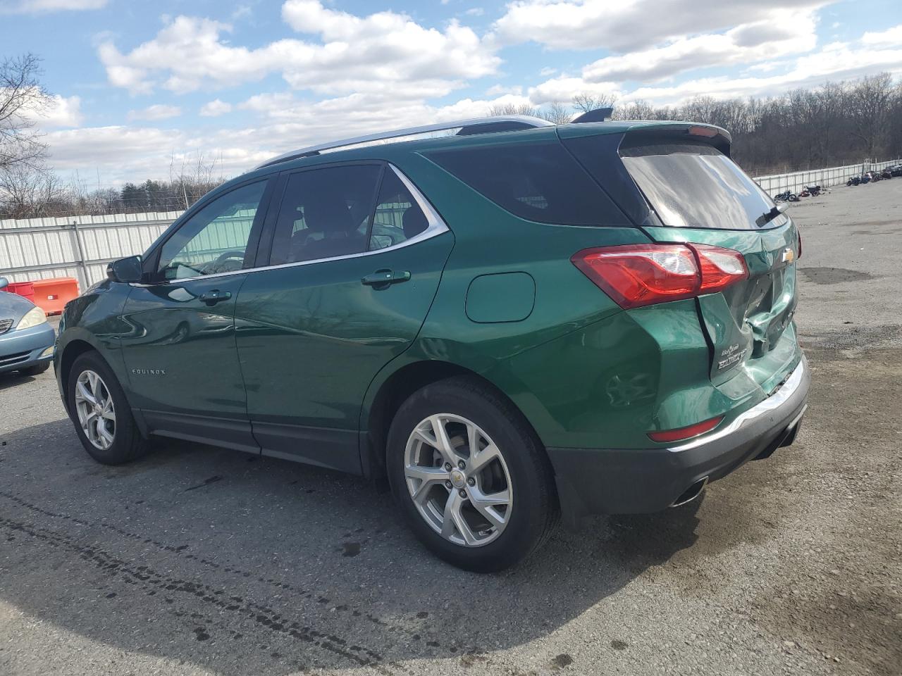 2018 Chevrolet Equinox - Image 2