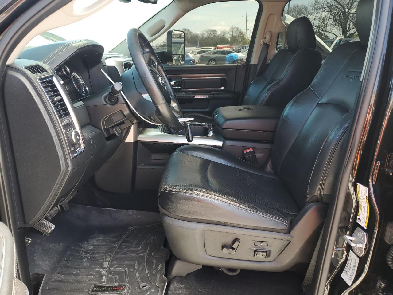 2016 RAM 2500 - Image 7