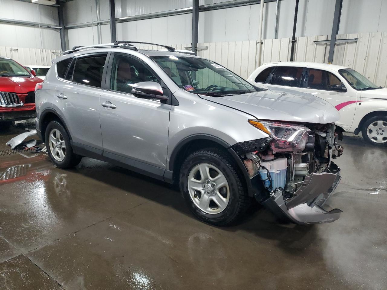 2018 Toyota RAV 4 - Image 4
