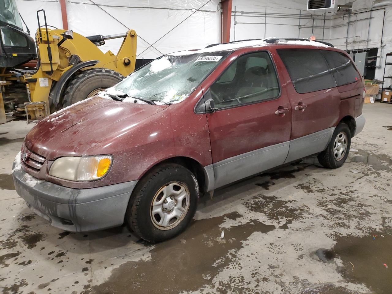 2003 Toyota Sienna - Image 1