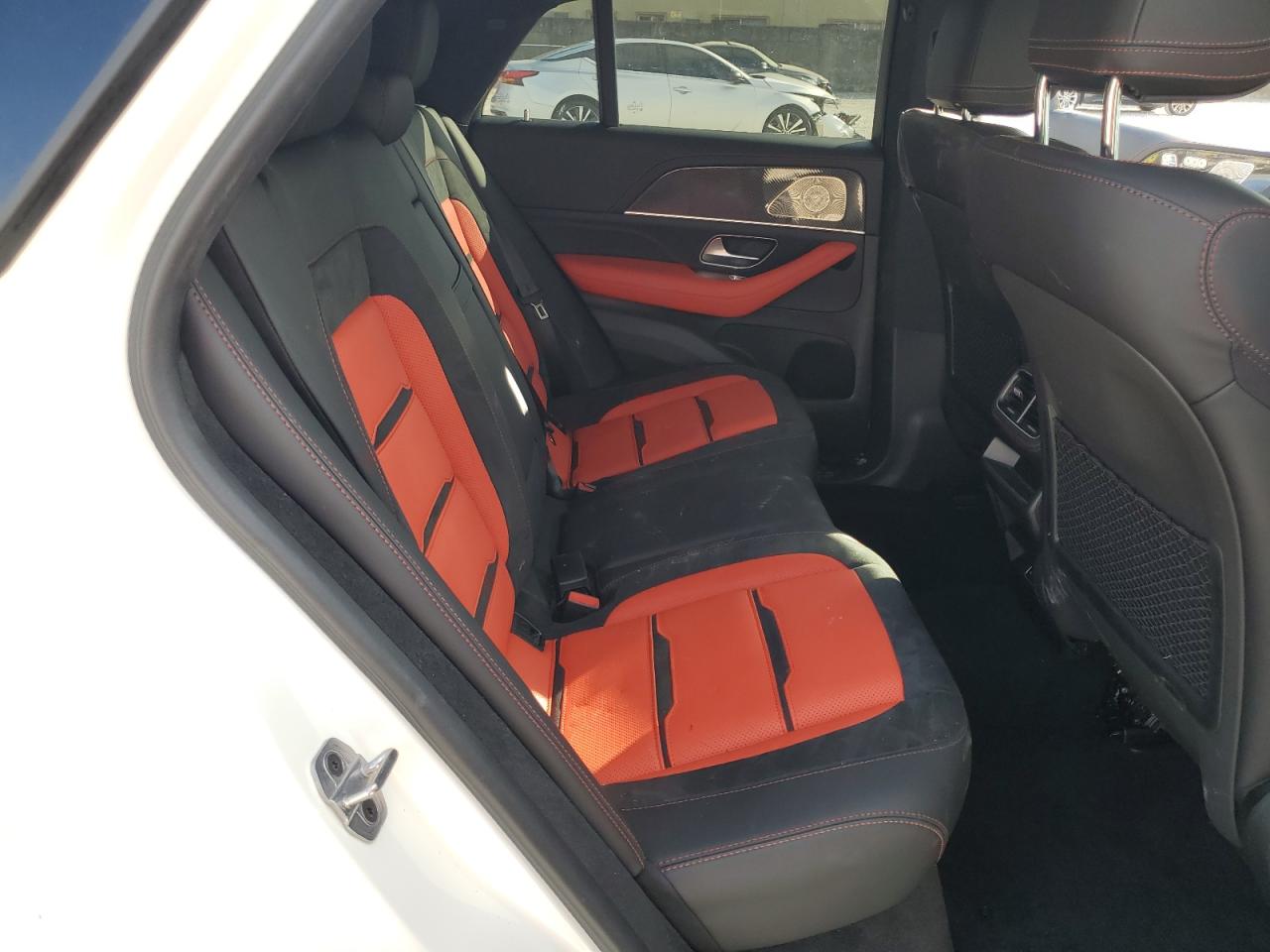2024 Mercedes-Benz GLE - Image 10