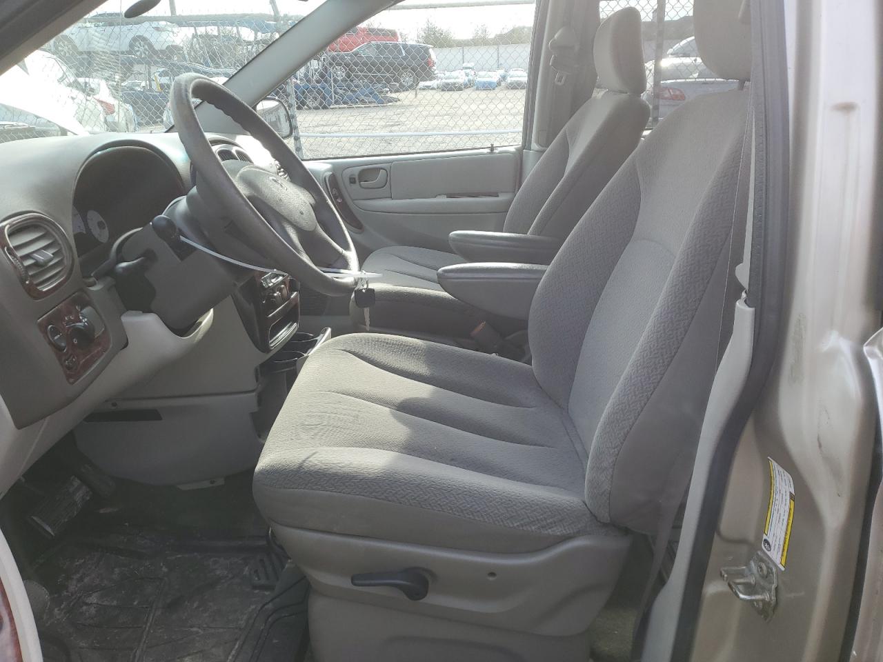 2006 Dodge Caravan - Image 7
