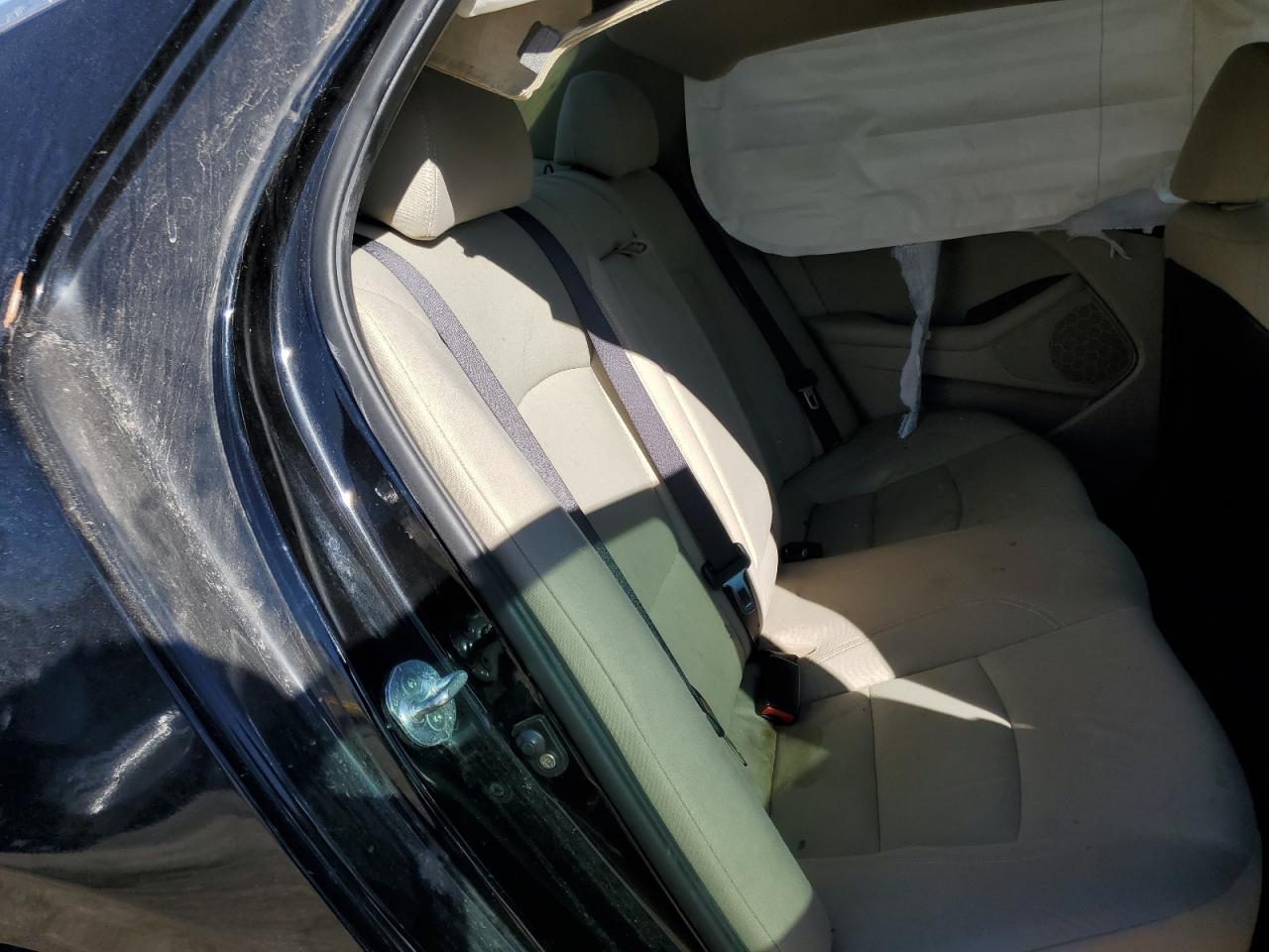 2015 Kia Optima - Image 10