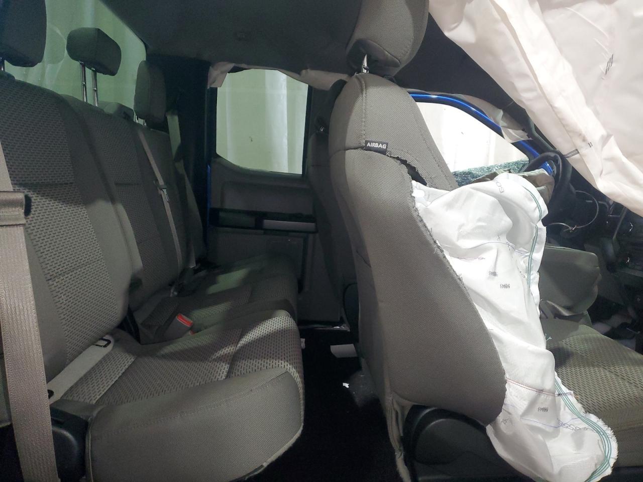 2015 Ford F-150 - Image 10