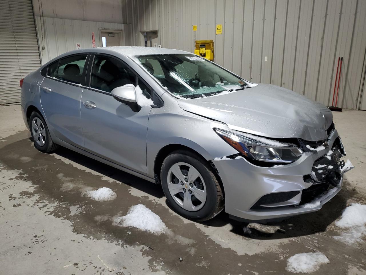 2018 Chevrolet Cruze - Image 4