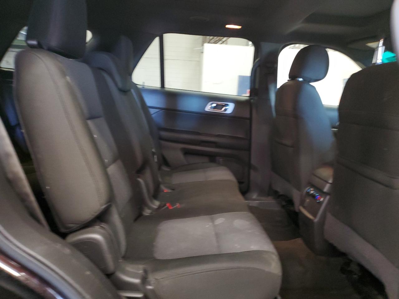 2014 Ford Explorer - Image 12