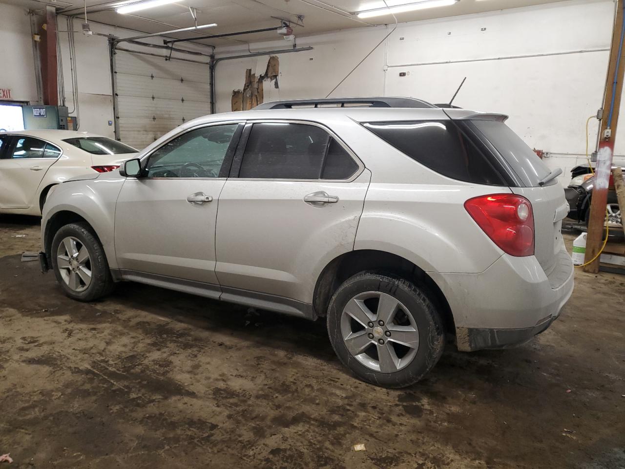 2015 Chevrolet Equinox - Image 2