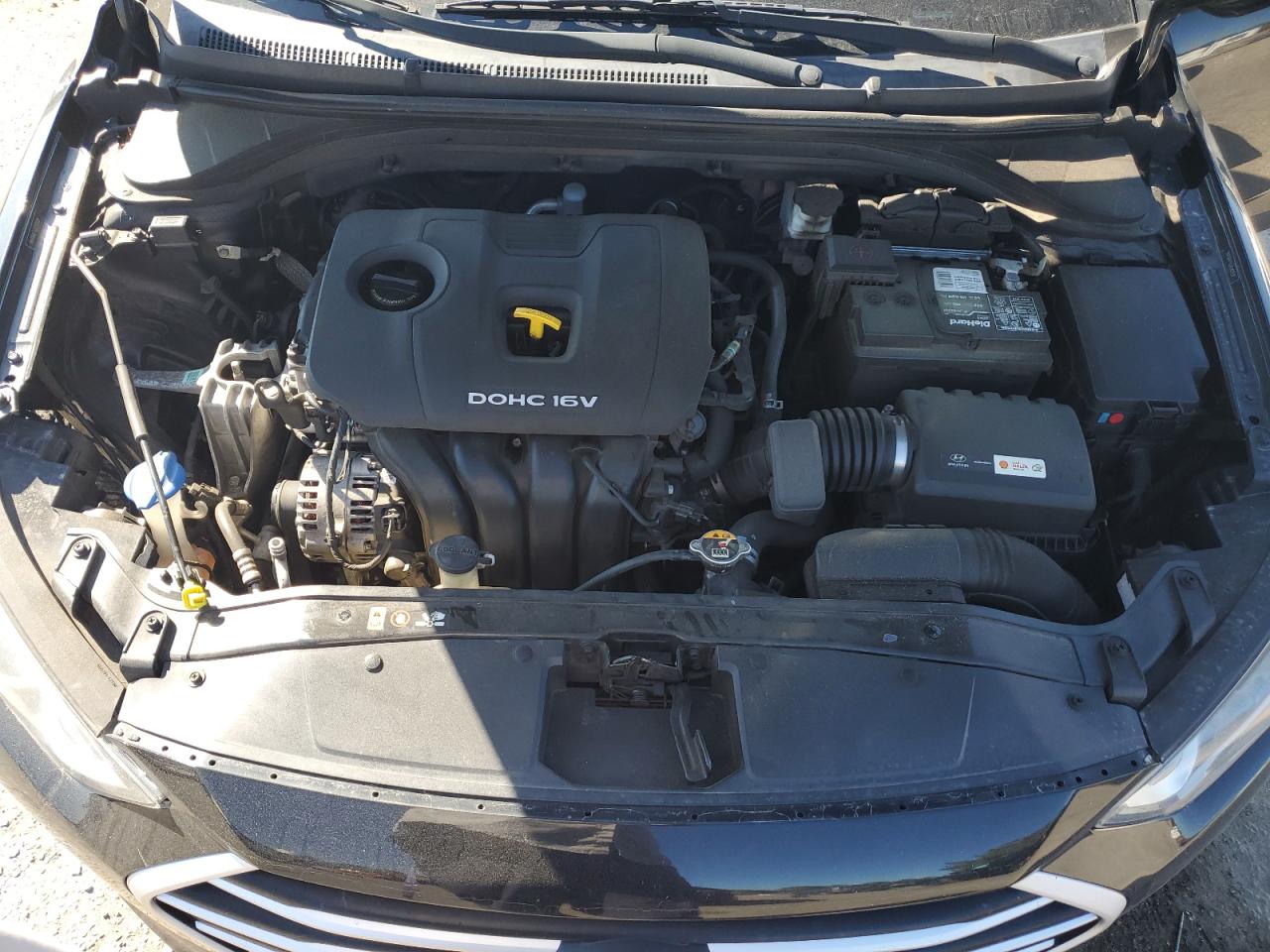 2018 Hyundai Elantra - Image 11