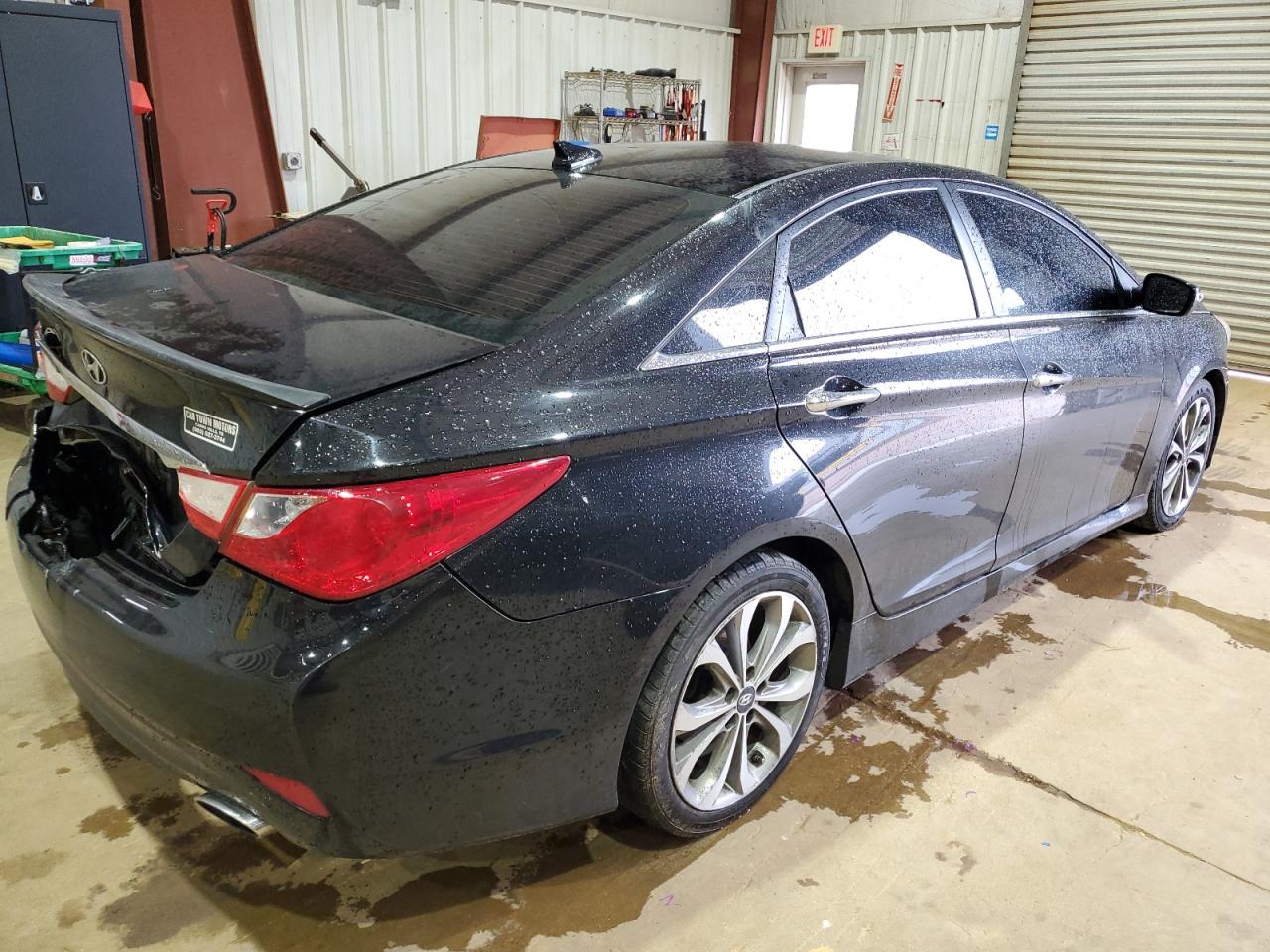2014 Hyundai Sonata - Image 3